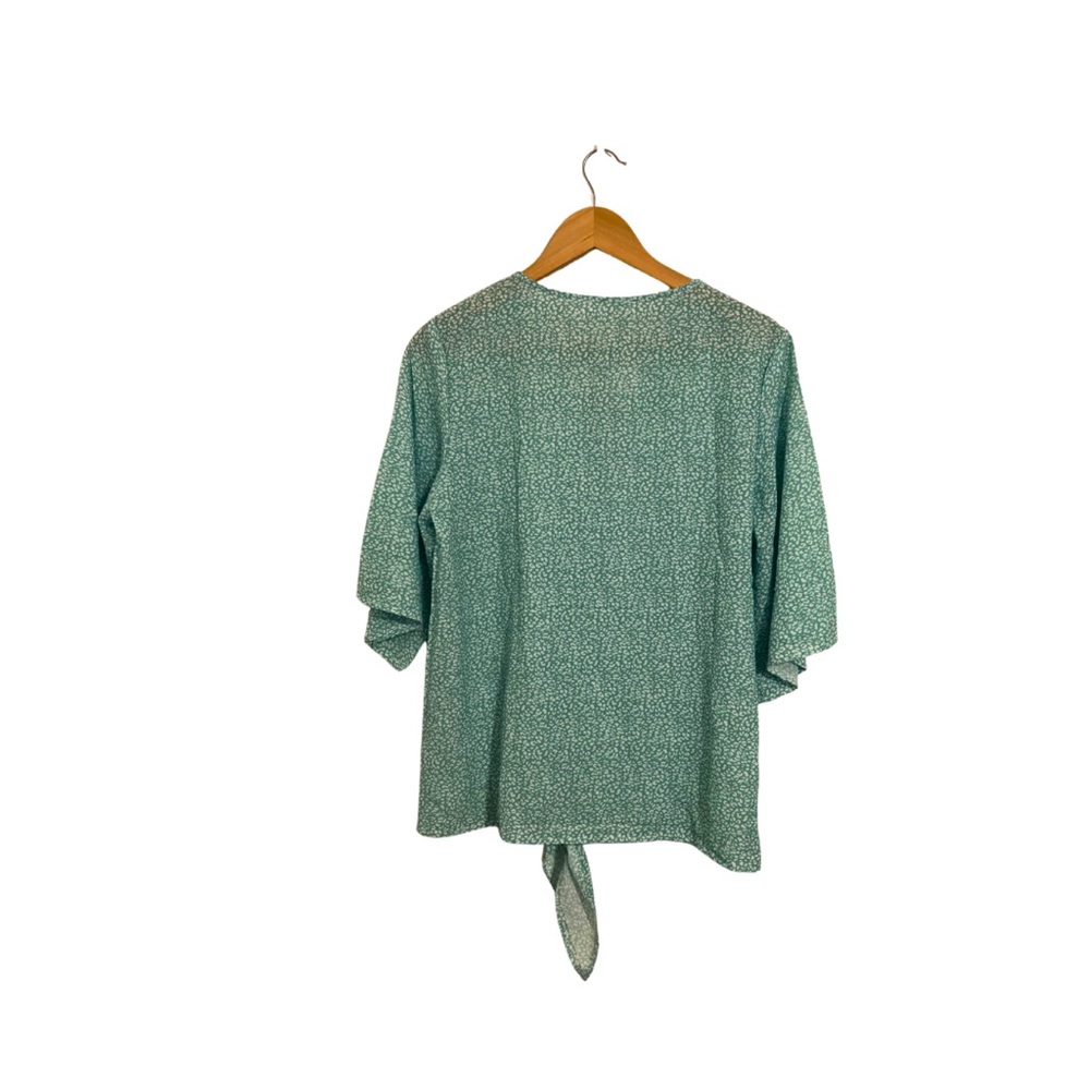 Women's Green Patterned Top - Picture 2 of 3